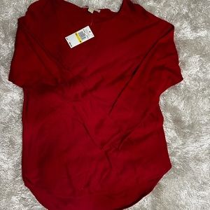 NWT Michael Kors lightweight (thin) sweater. Red, Medium.